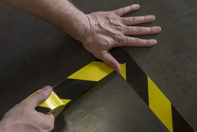 floormarking_-9675657_2-3755015